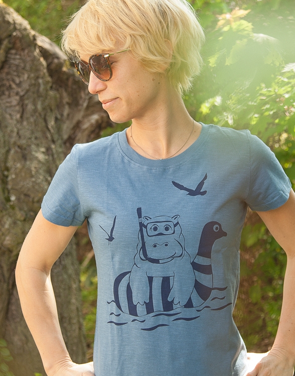 Nelly Nilpferd / Hippo - Frauen T-Shirt - Fair gehandelt aus Baumwolle Bio - Slub Blau
